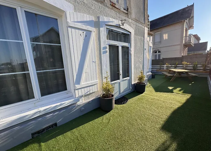 Les Embruns Apartament *