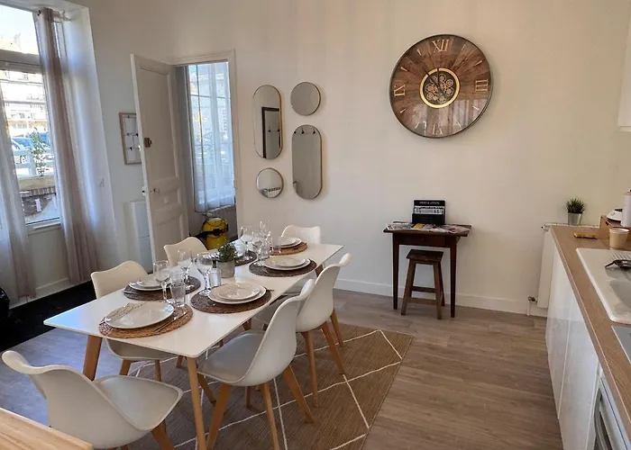 Les Embruns Apartament *